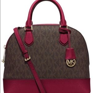 EUC Michael Kors Large Smythe Done Satchel